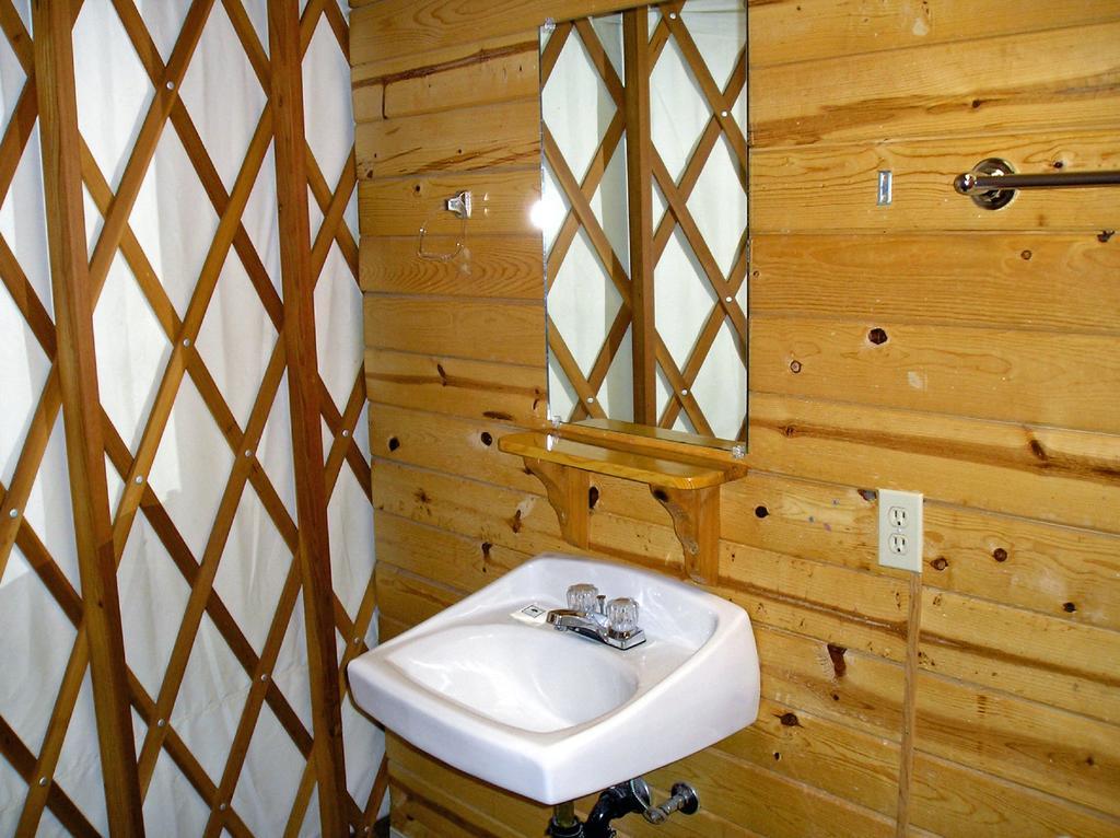 Yosemite Lakes Hillside Yurt 5 Harden Flat Extérieur photo